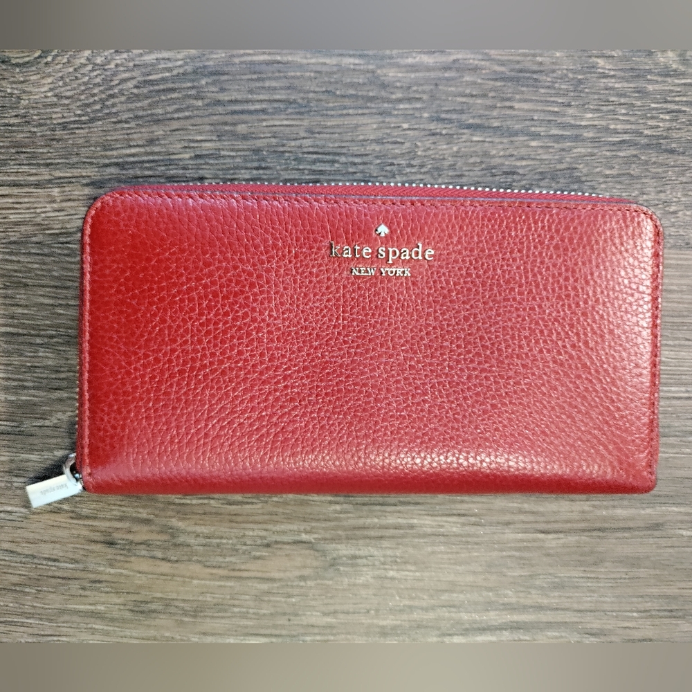 NEW KATE SPADE LEILA LARGE CONTINENTAL  WALLET PEBBLED LEATHER RED CURRANT